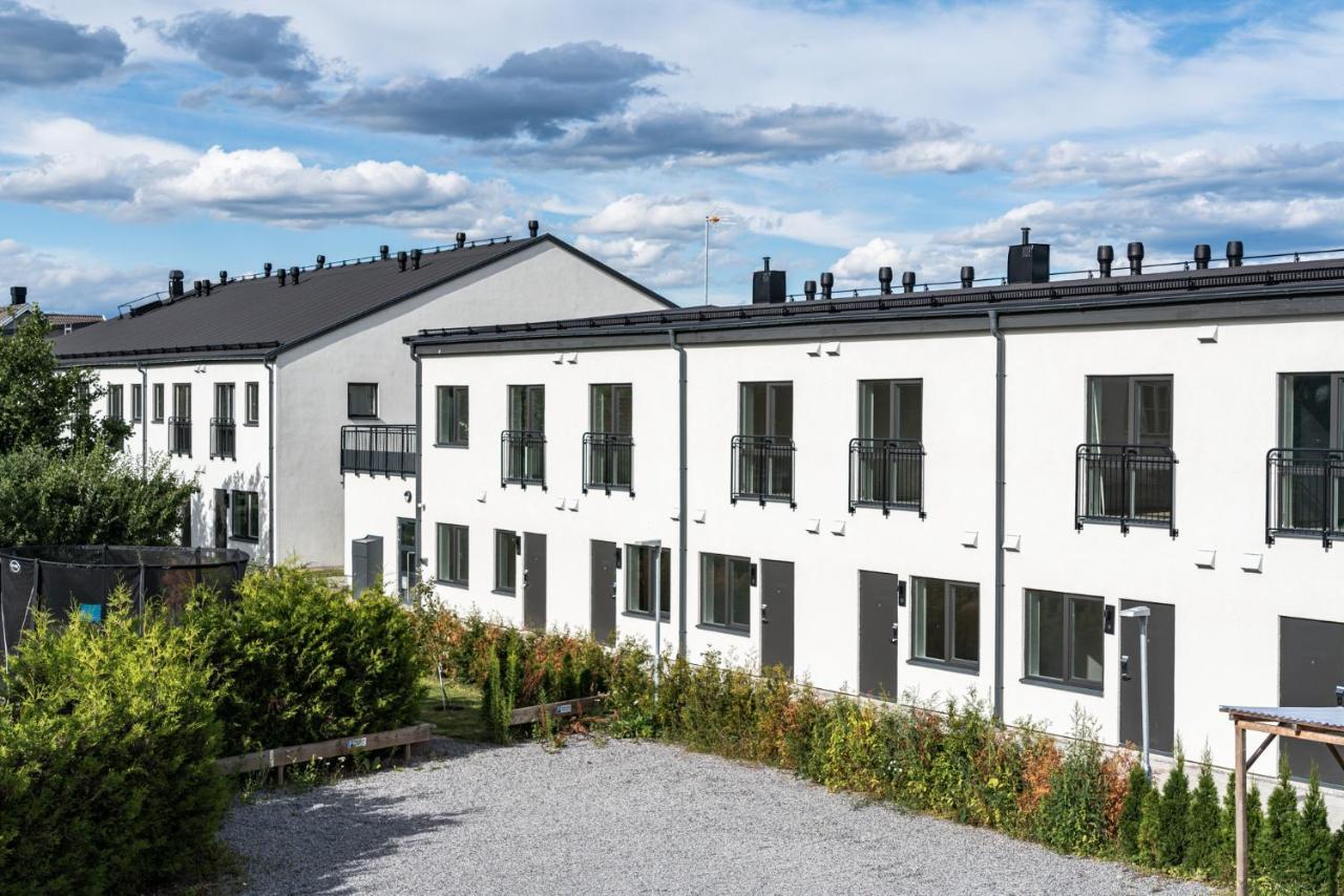 Magnolia House Stockholm Aparthotel Sollentuna Exteriör bild